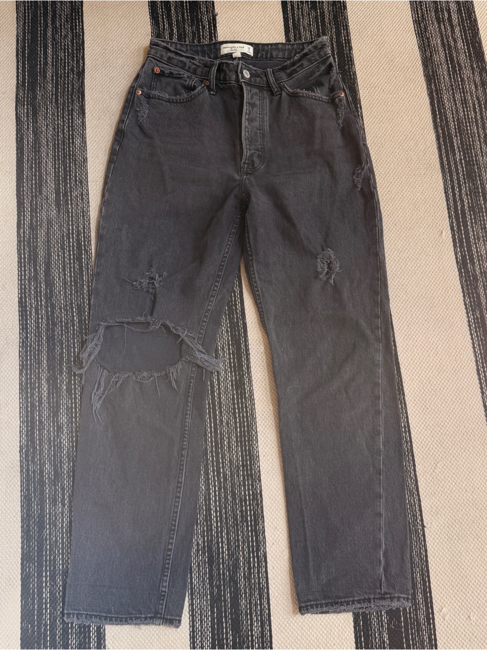 Abercrombie & Fitch Women's The Dad High Rise Curve Love Black Jeans Size 2/26